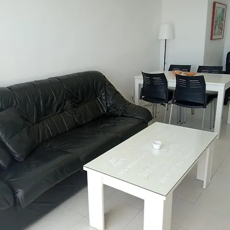 Veneziola Sunset Beach, Sea, Pool, Soccer Court, Garden & Barbecue Apartment