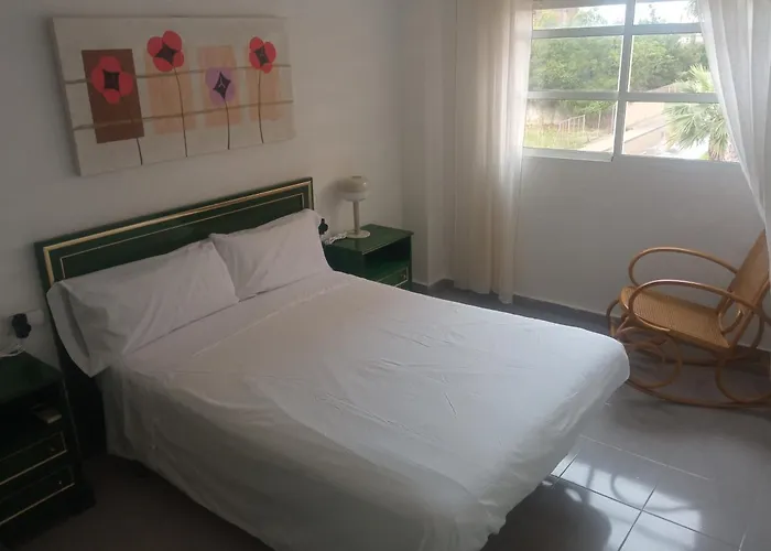 Veneziola Sunset Beach, Sea, Pool, Soccer Court, Garden & Barbecue *